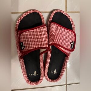 Sanuk Red and Black Patterned Slides